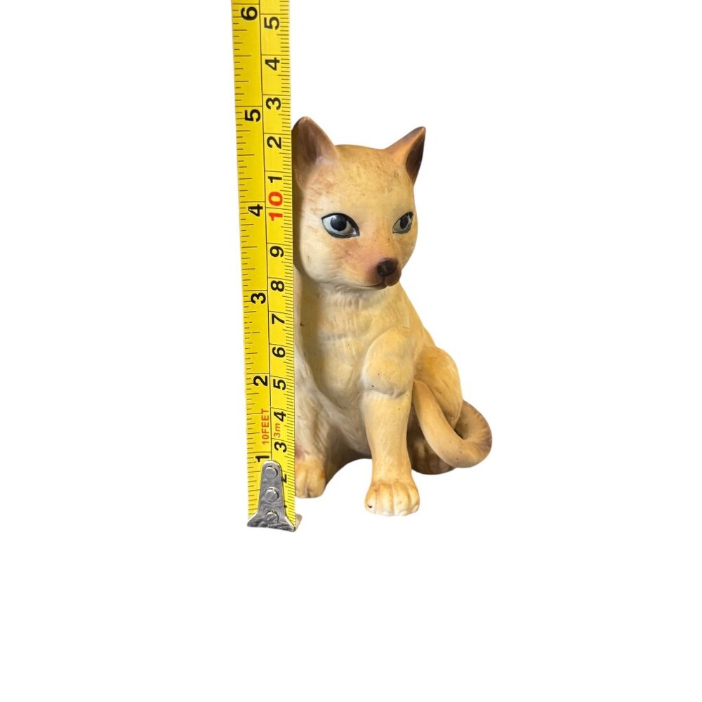 This charming pieceVintage Japan Porcelain Yellow Cat Captivating Eyes Figurines - Picture 11 of 12